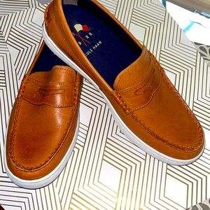 COLE HAAN MOCASINS / LOAFERS